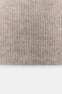 BONNET BEANIE EN MAILLE CANNELÉ