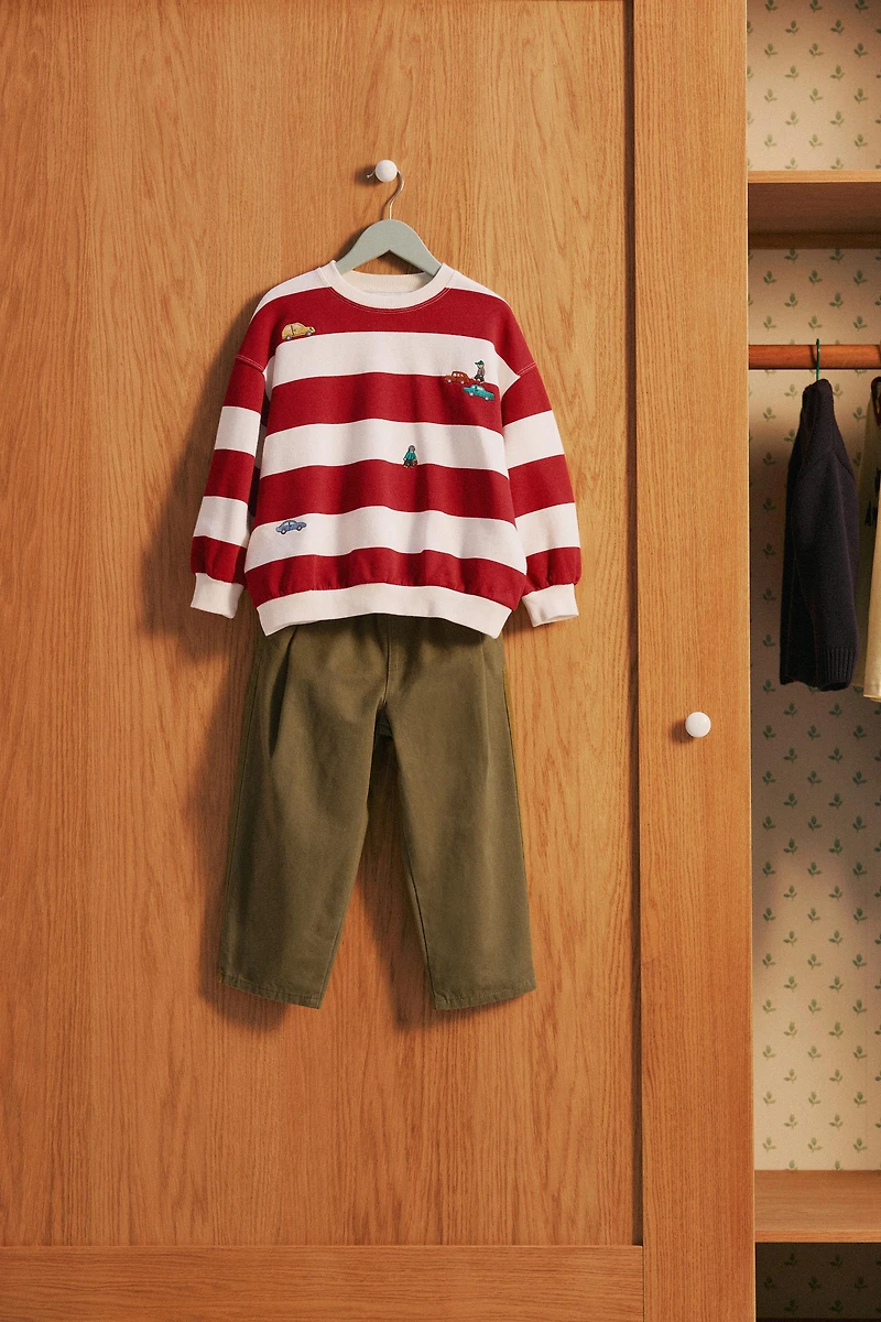 STRIPED EMBROIDERED SWEATSHIRT