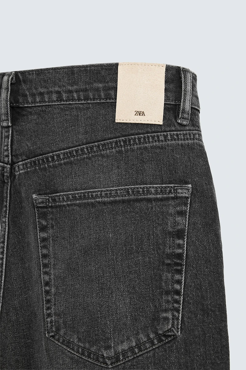 REGULAR FIT DENIM SHORTS