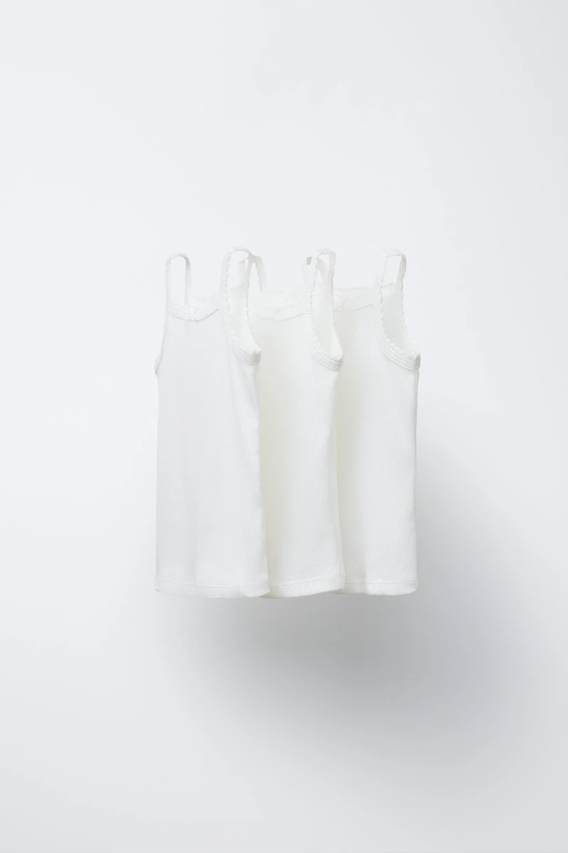 2-6 ANS/ LOT DE TROIS T-SHIRTS CÔTELÉS À BRETELLES
