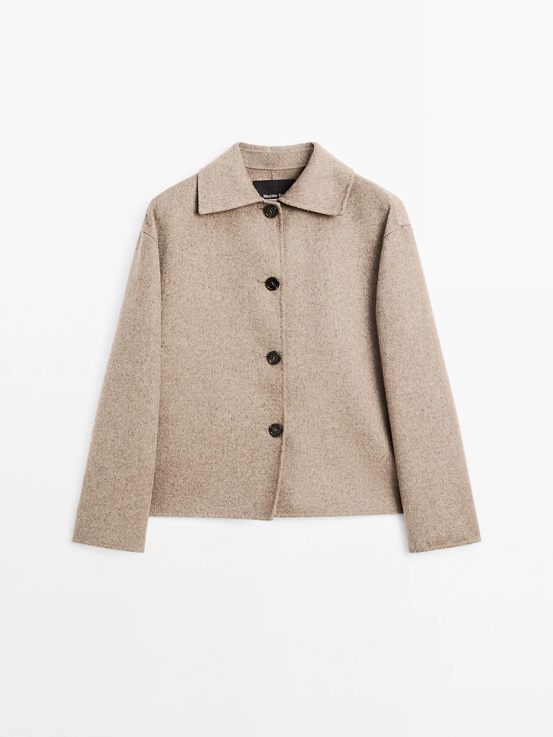 Manteau court laine avec boutons