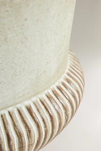 DECORATIVE CERAMIC VASE
