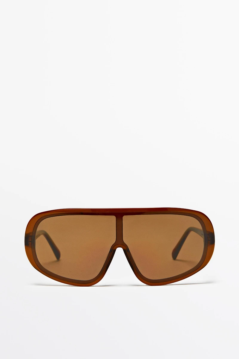 Oversized wrap sunglasses