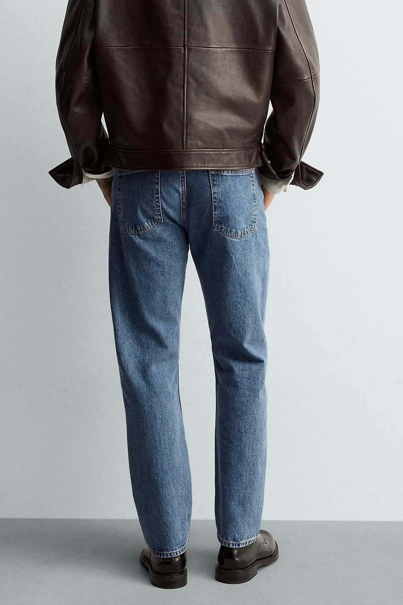 ANKLE FIT STRAIGHT JEANS