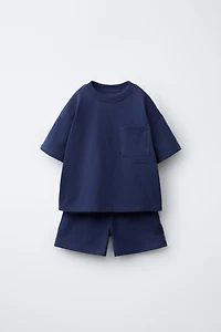 PLAIN T-SHIRT AND BERMUDA JOGGING SET