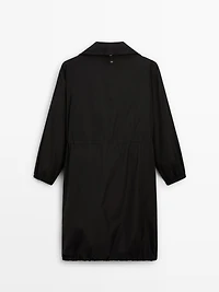 Water-repellent parka with detachable inner gilet