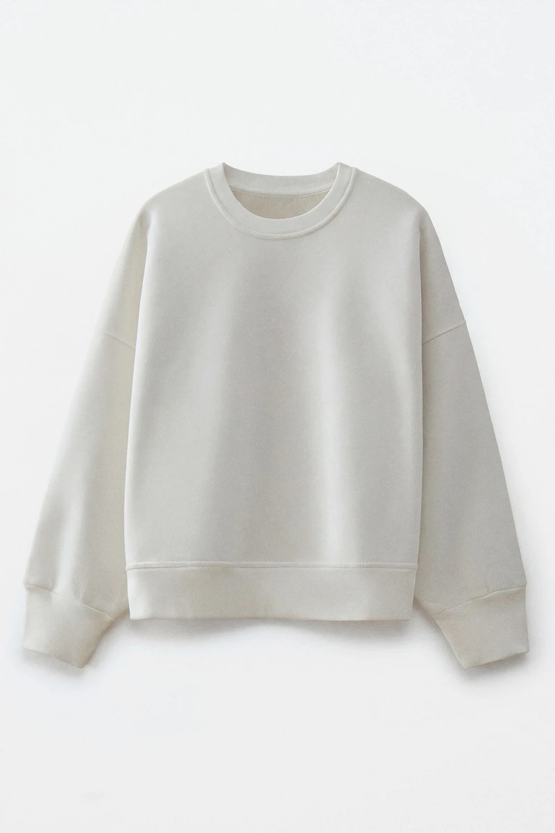 PLUSH SWEATSHIRT