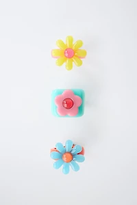 THREE-PACK OF FLOWER RINGS