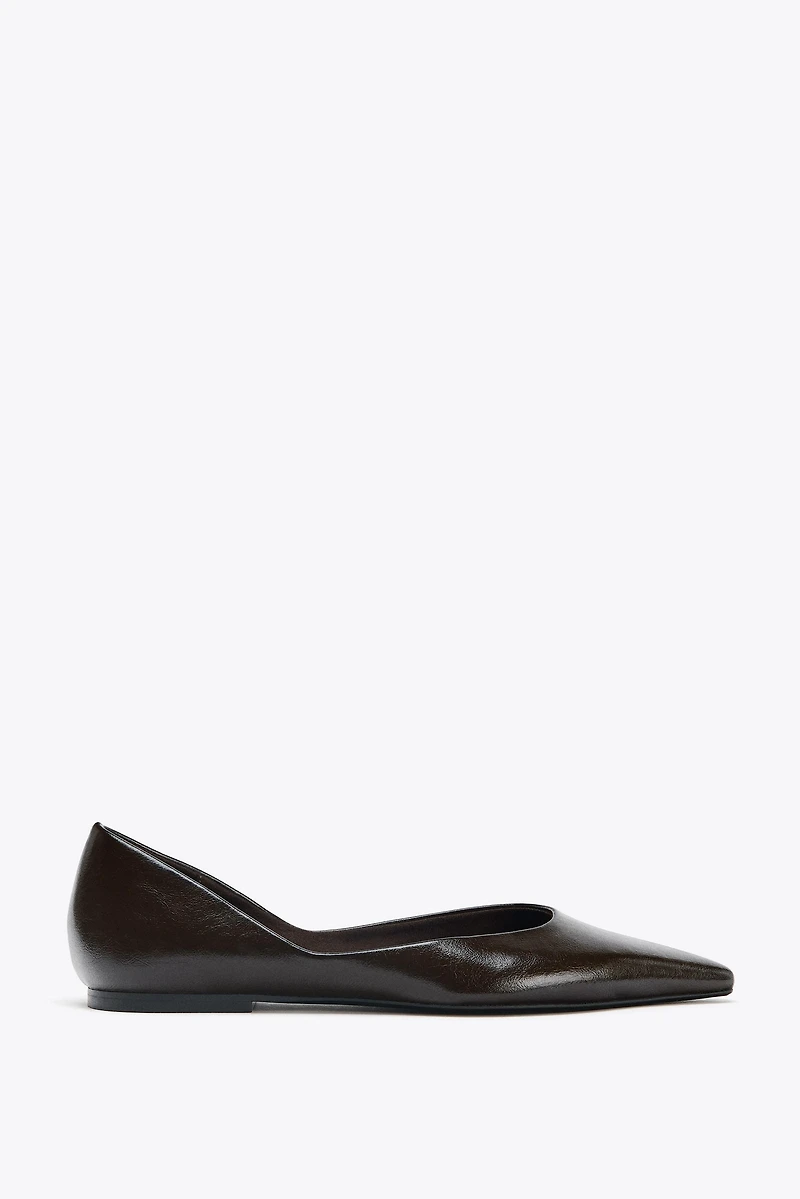 POINTED TOE FLATS
