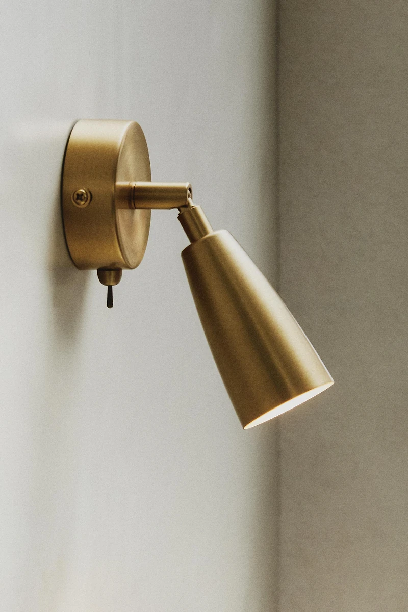 FOCO | APPLIQUE MURALE MÉTAL