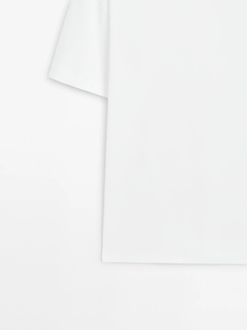 100% cotton medium weight T-shirt