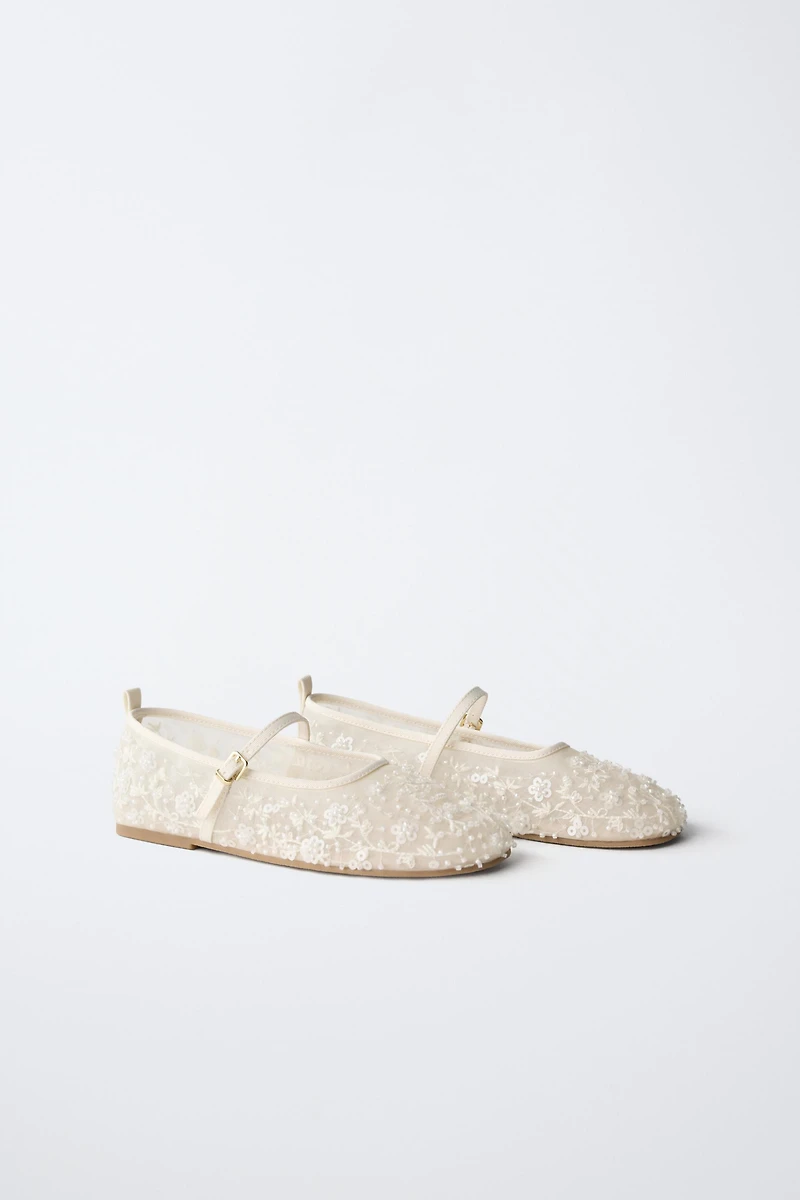 BALLERINES AVEC DÉTAIL PERLES