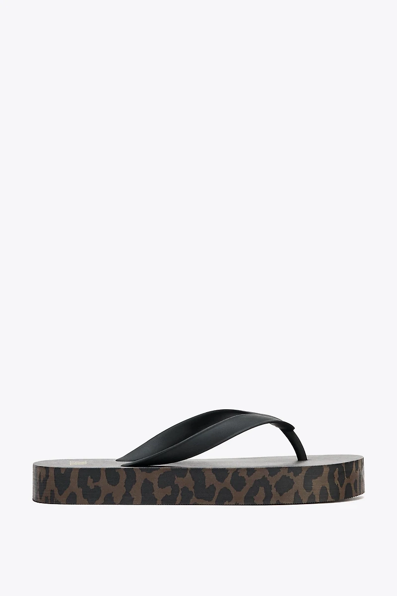 ANIMAL PRINT SANDALS