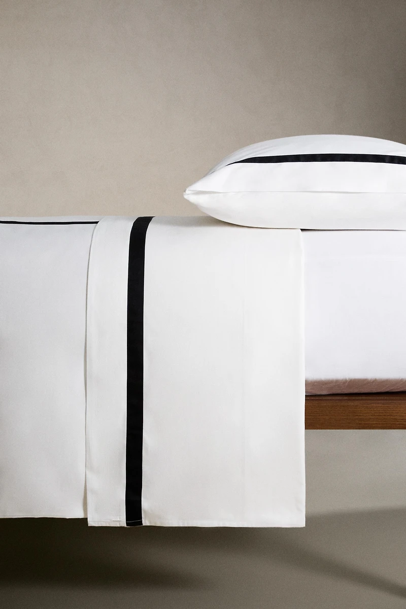 BORDERED SATEEN FLAT SHEET