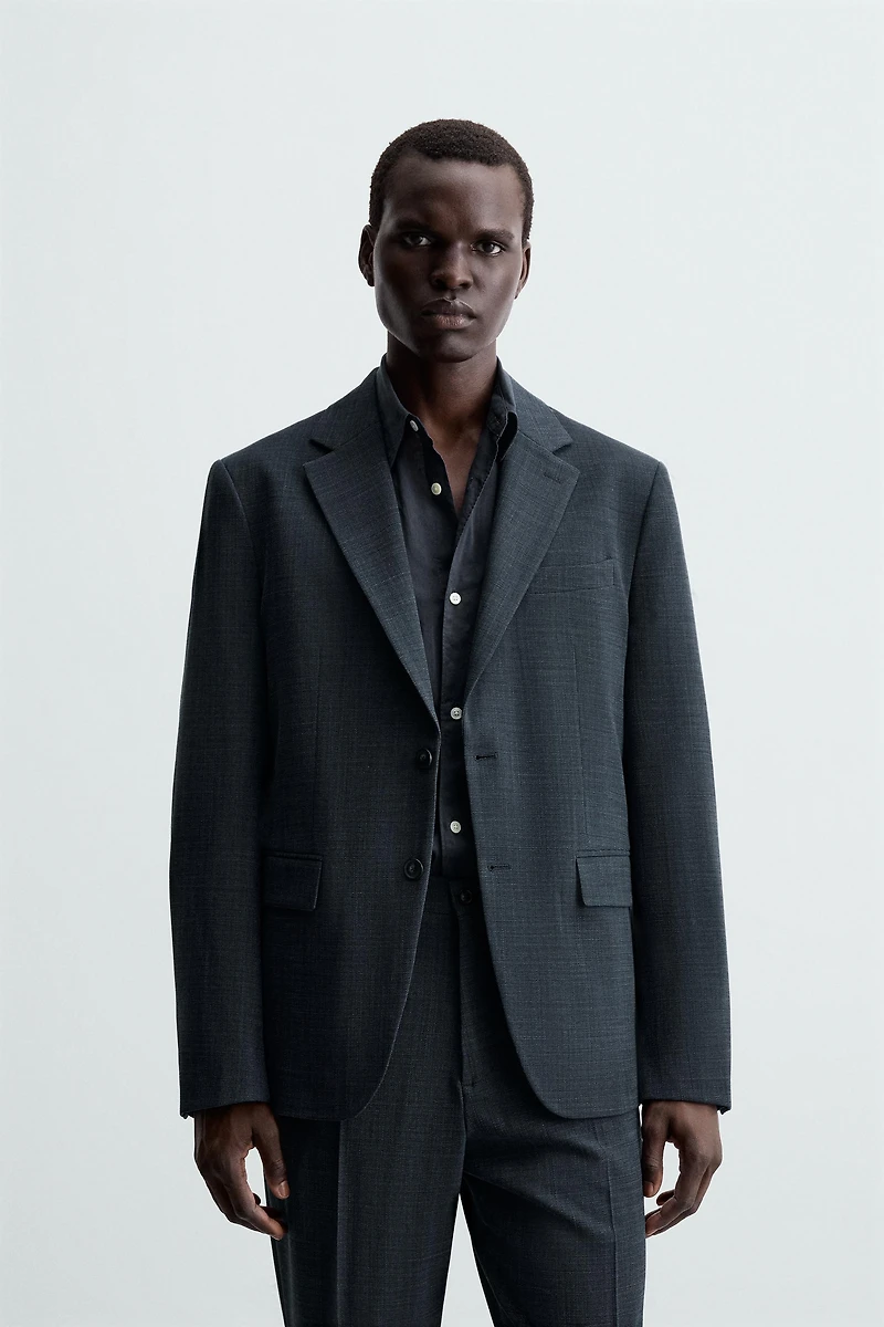 TEXTURED SUIT BLAZER