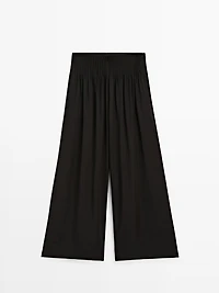 Flowing wide-leg pants