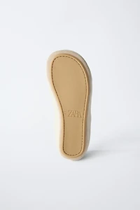 BALLERINES EN CUIR