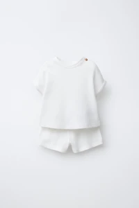ENSEMBLE GAUFRÉ T-SHIRT ET BERMUDA UNI