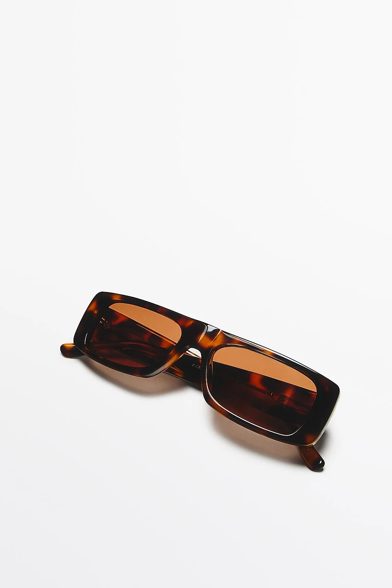 Rectangular sunglasses