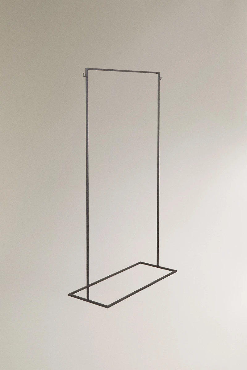 METAL RACK