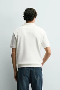 VERTICAL TEXTURED POLO