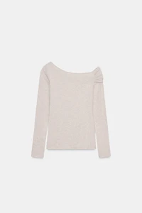 ASYMMETRIC NECK TOP