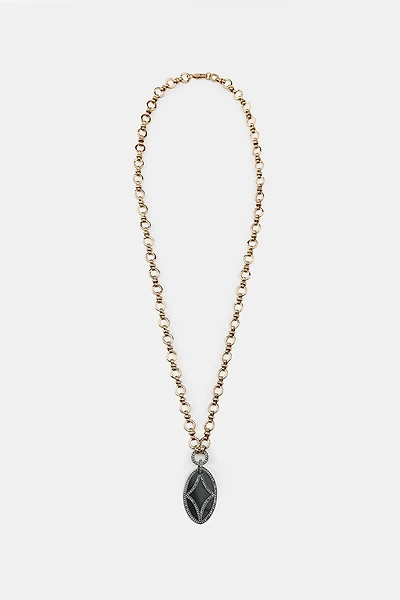 RING NECKLACE WITH SHINY STONE