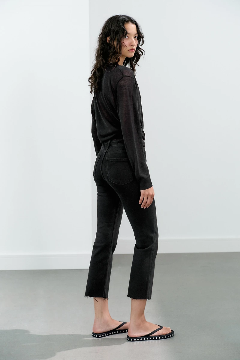 TRF HIGH-WAIST CROPPED FLARE JEANS
