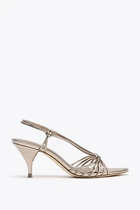 KNOT STRAP LEATHER SANDALS