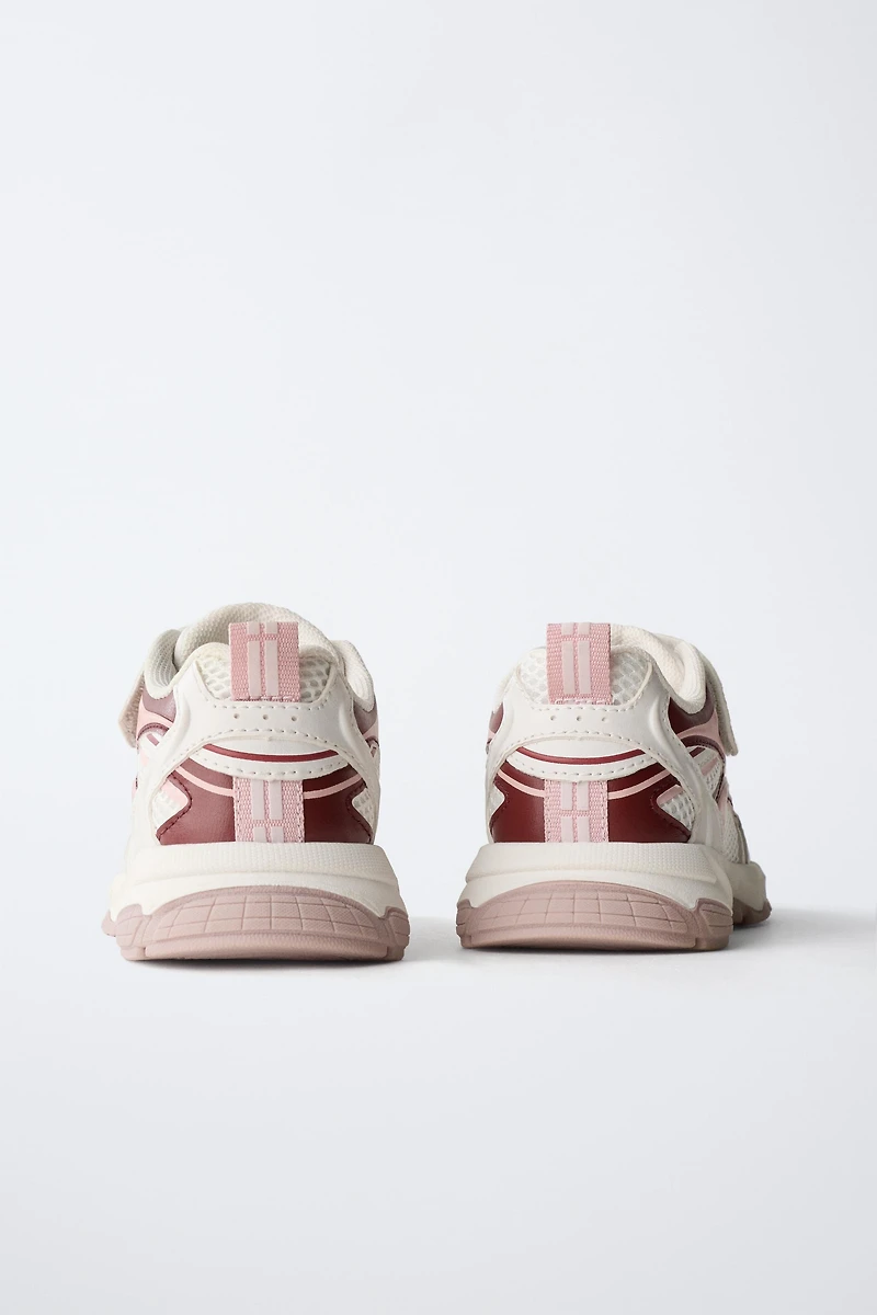 MESH SNEAKERS