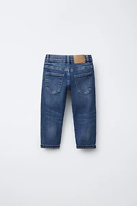 STRAIGHT FIT JEANS