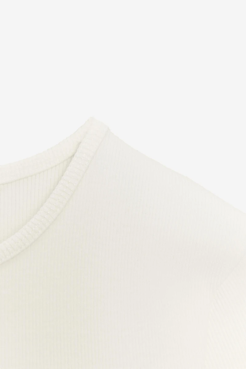 RIBBED T-SHIRT