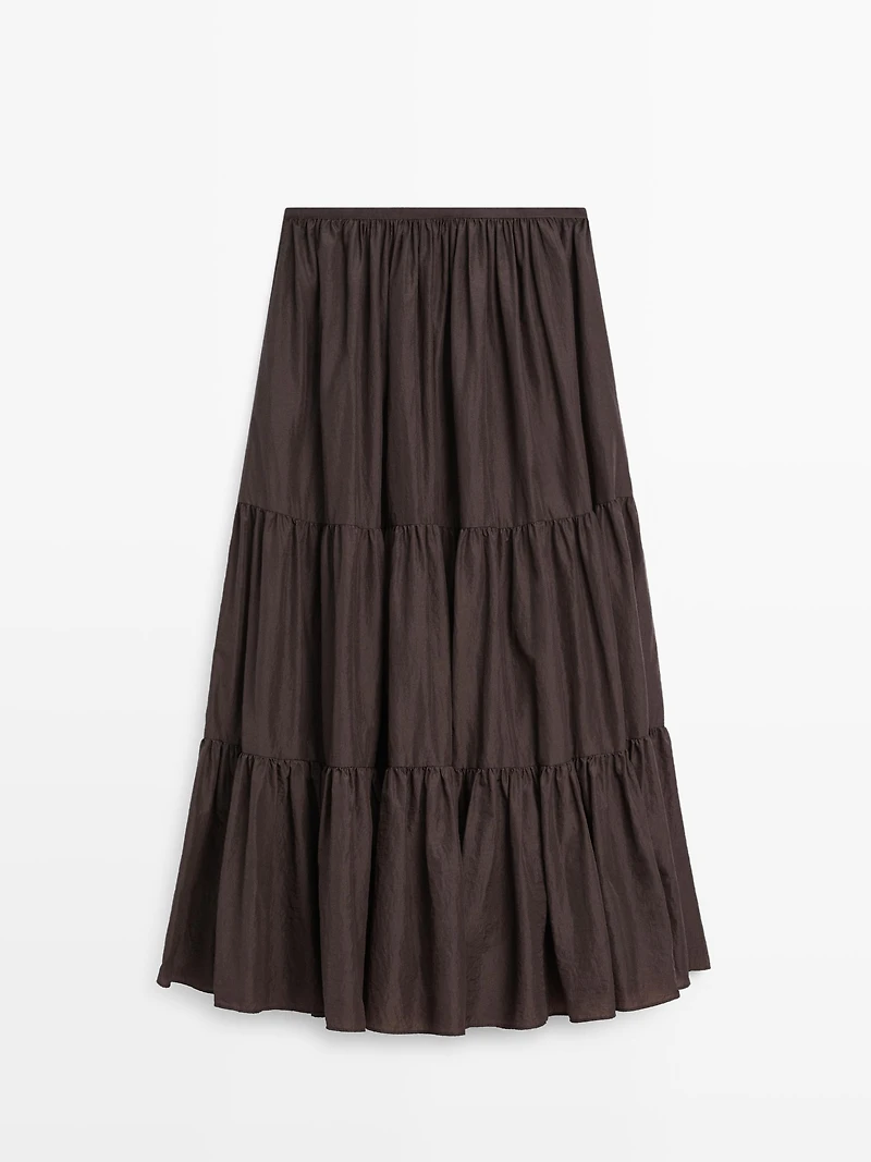 Long skirt with gathered detail