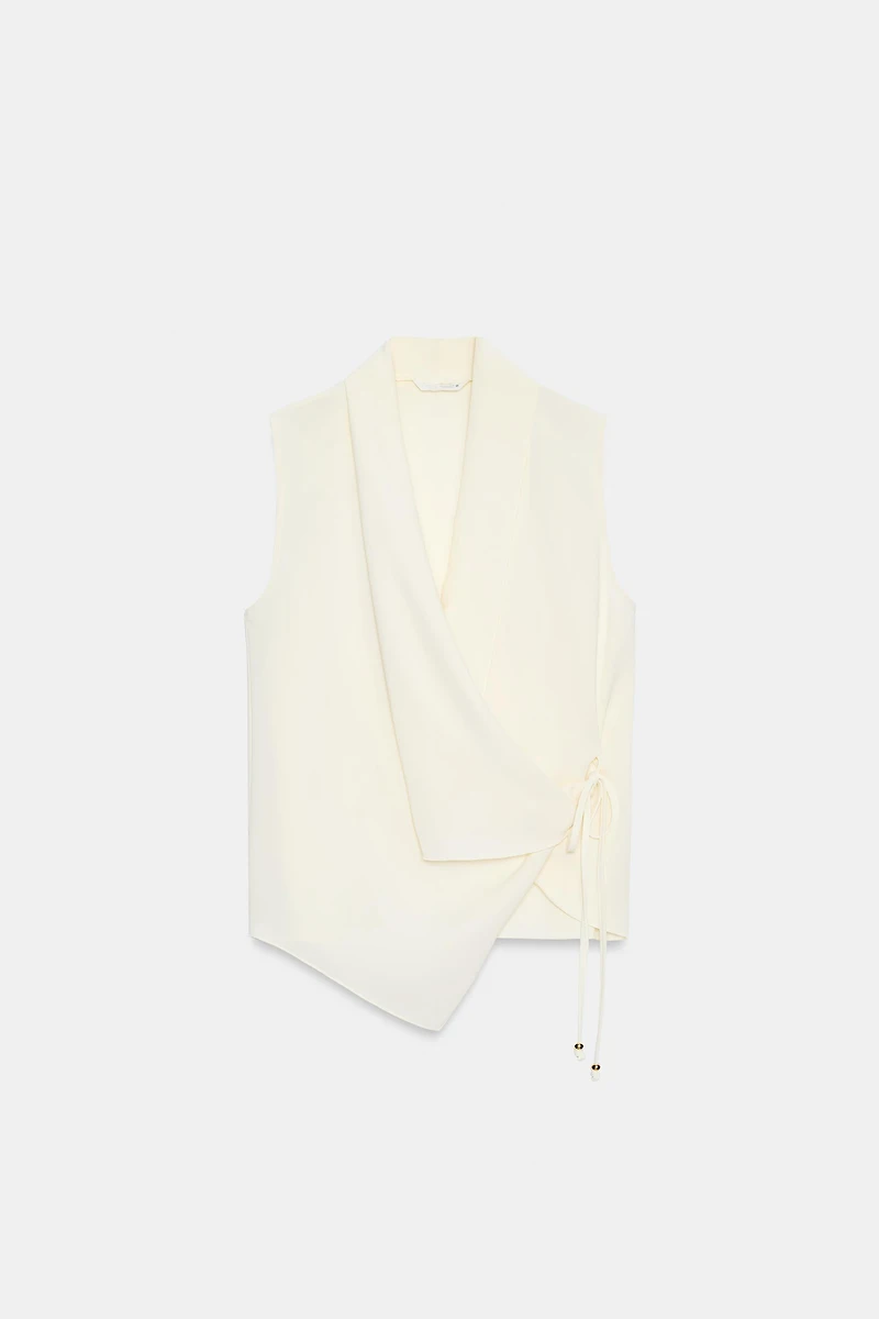 FLOWY WRAP TOP