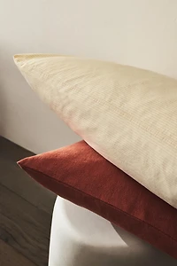 STRIPED PRINT PILLOWCASE