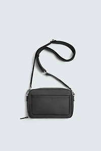 TEXTURED CROSSBODY BAG