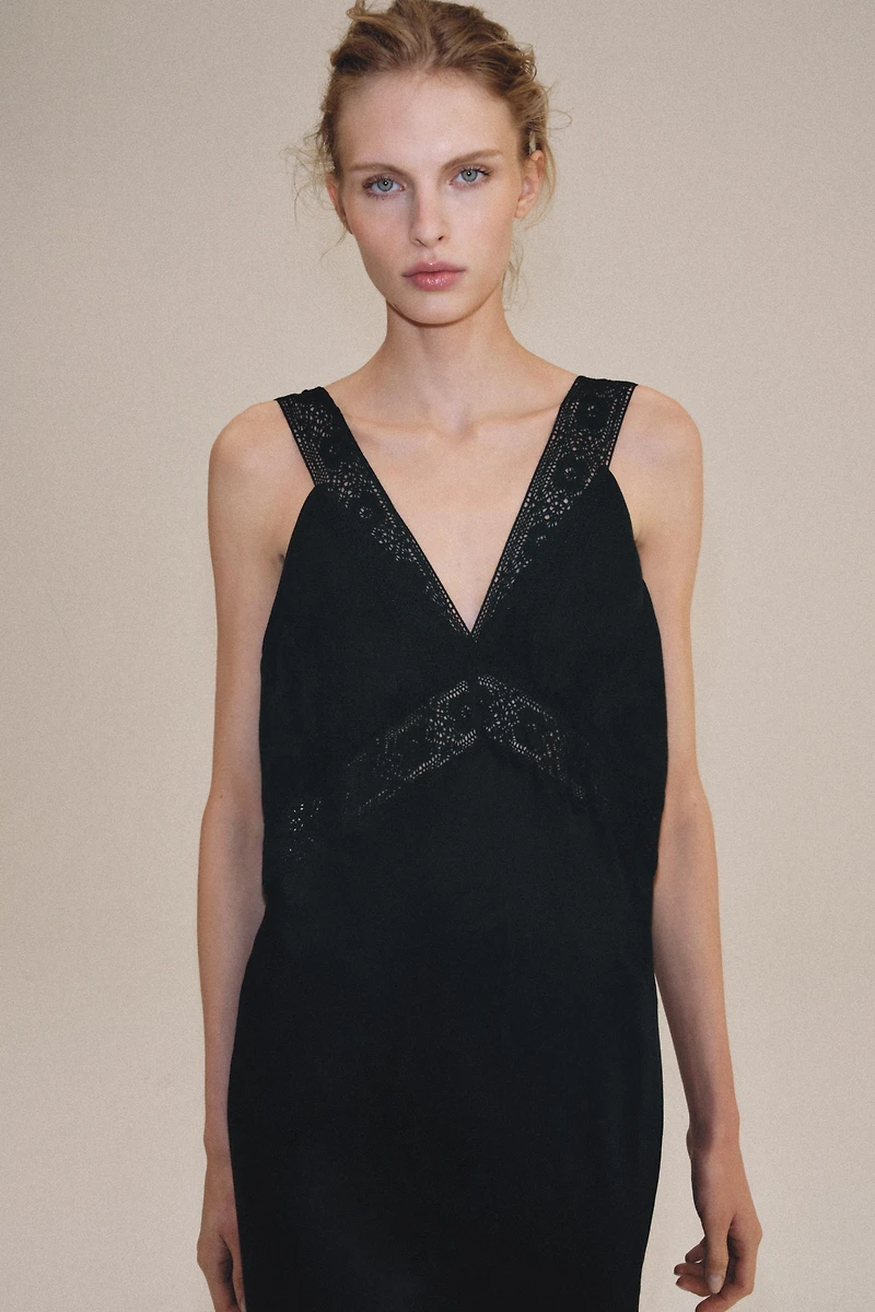 ROBE SATINÉE DENTELLE ZW COLLECTION