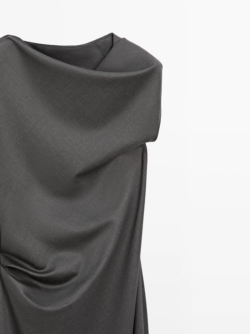 Long dress with neck detail - LIMITED