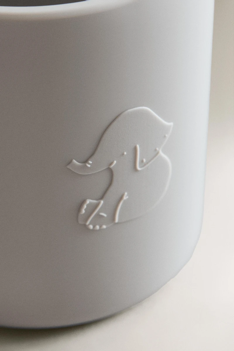CHILDREN'S SILICONE ELEPHANT TUMBLER