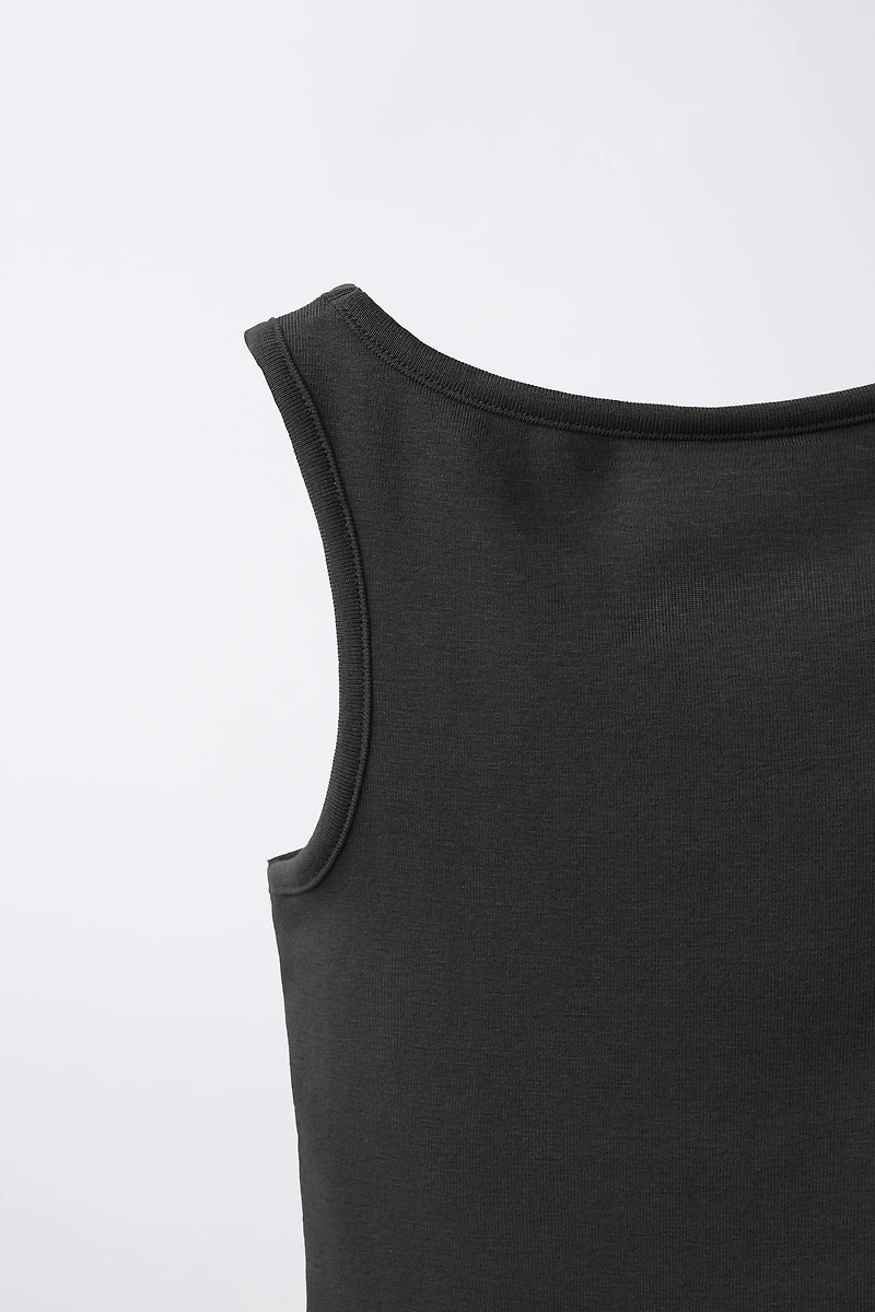 BASIC MODAL TOP