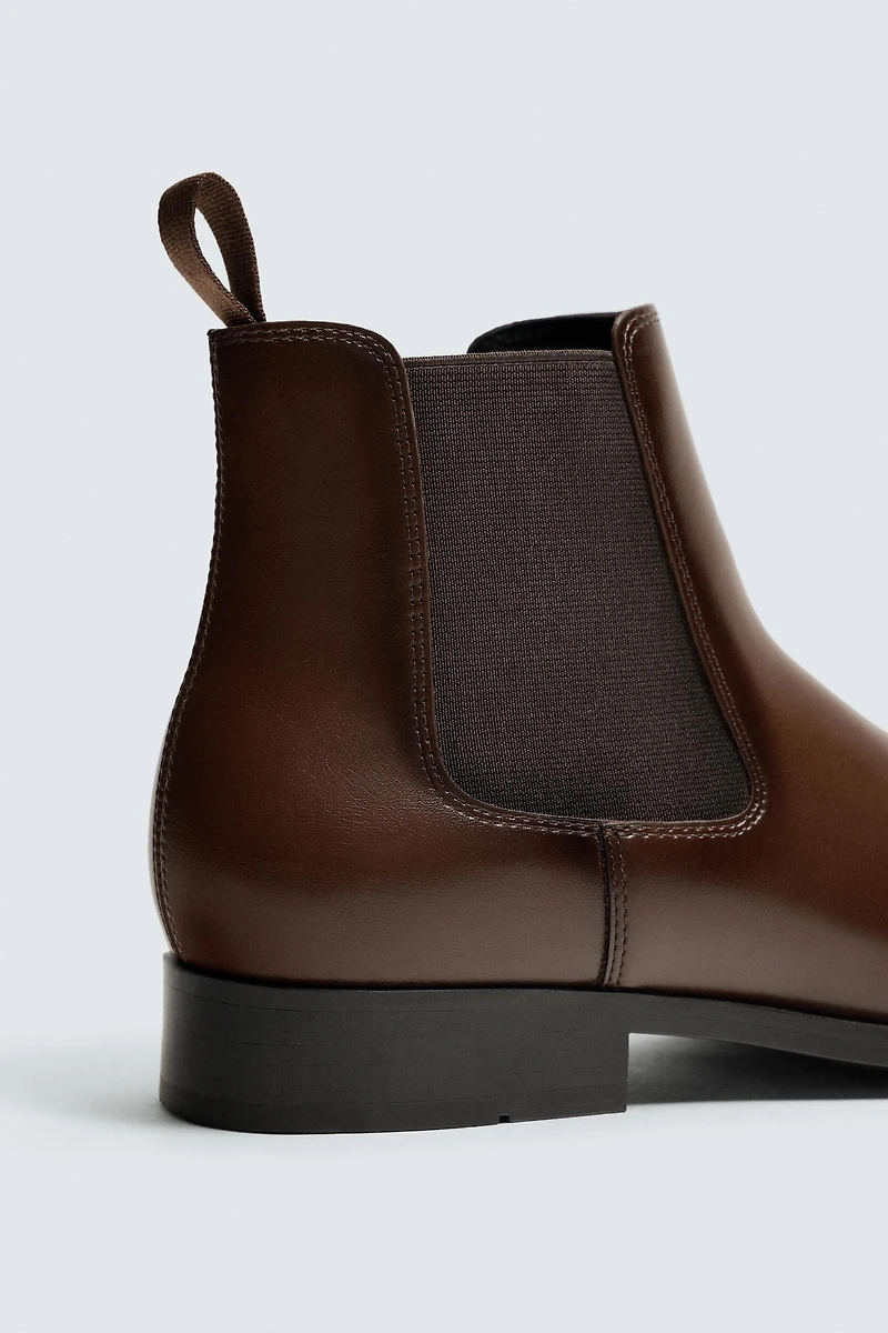 BOTTINES CHELSEA POINTUES