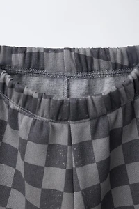 CHECKERBOARD SWEATSHIRT AND PANTS JOGGING SET