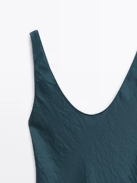 Round neck satin dress