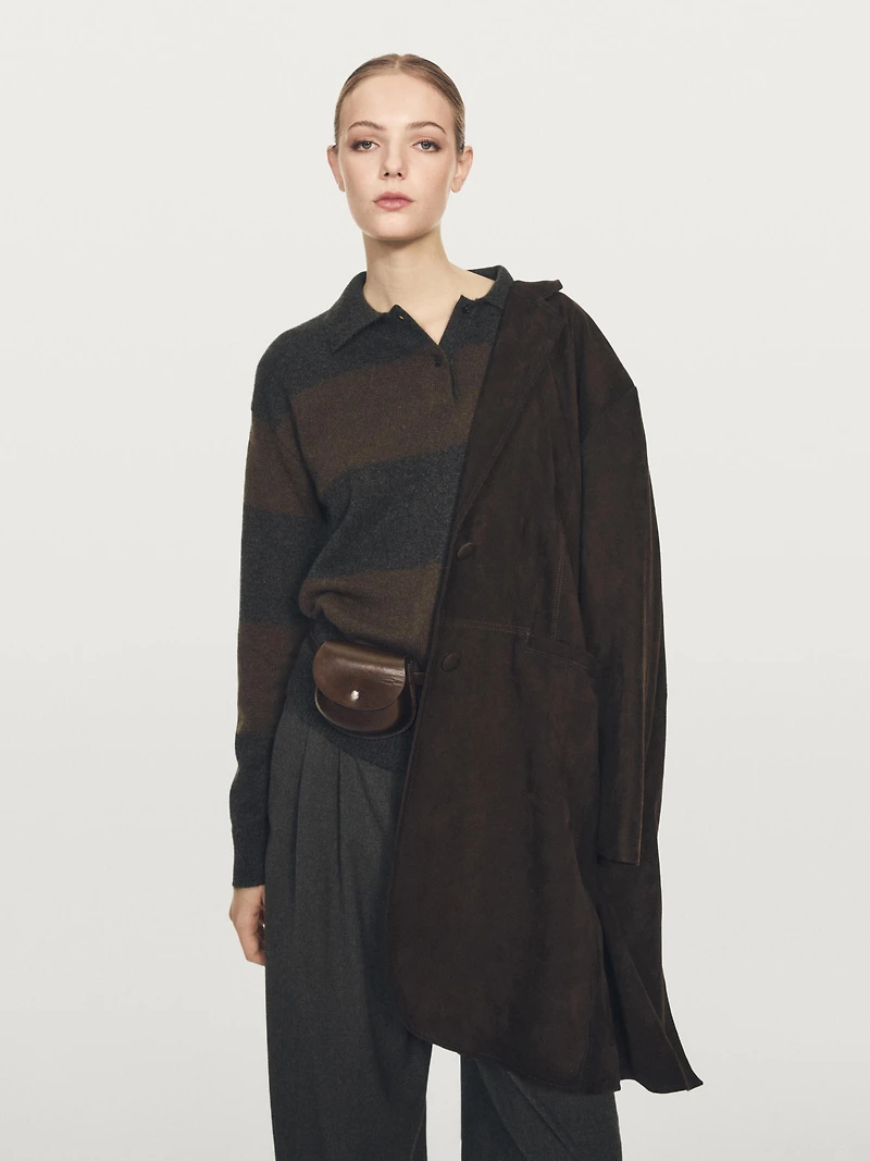 100% cashmere sweater with pocket detail
