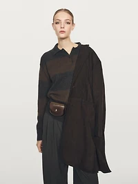 100% cashmere sweater with pocket detail