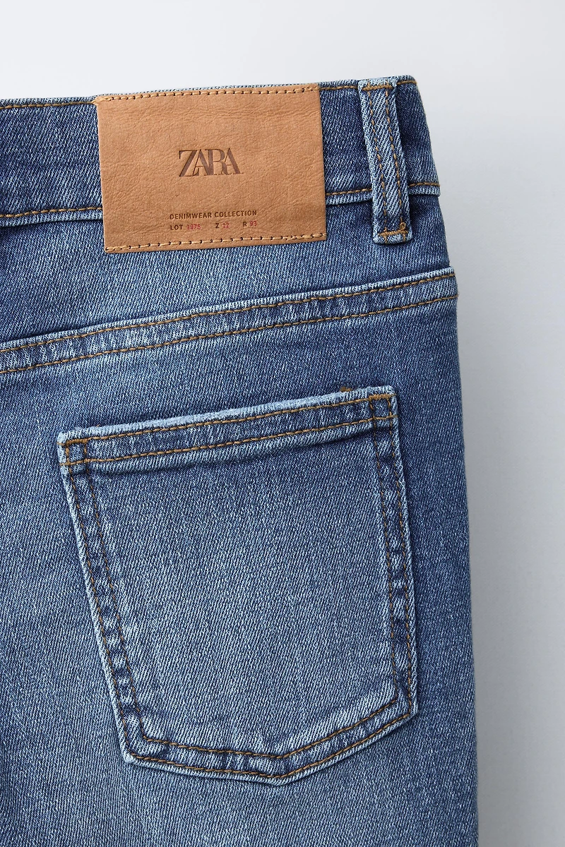 SKINNY FIT JEANS