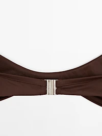 Bikini top with central seam