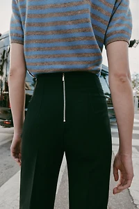 HIGH-WAISTED PANTS