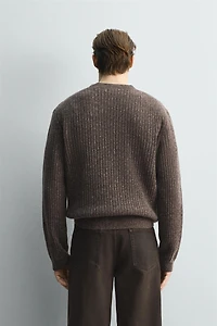 RIBBED V-NECK SWEATER LIMITED EDITION