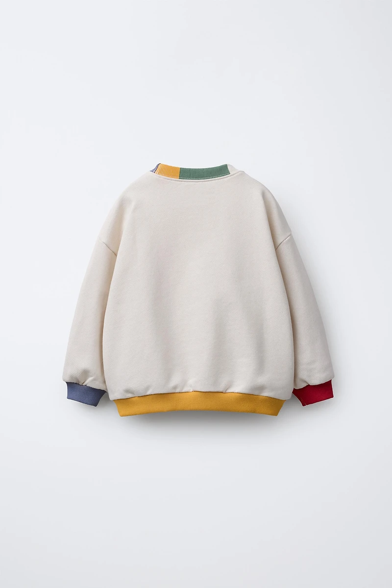 CONTRAST RIB EMBROIDERED TEXT SWEATSHIRT